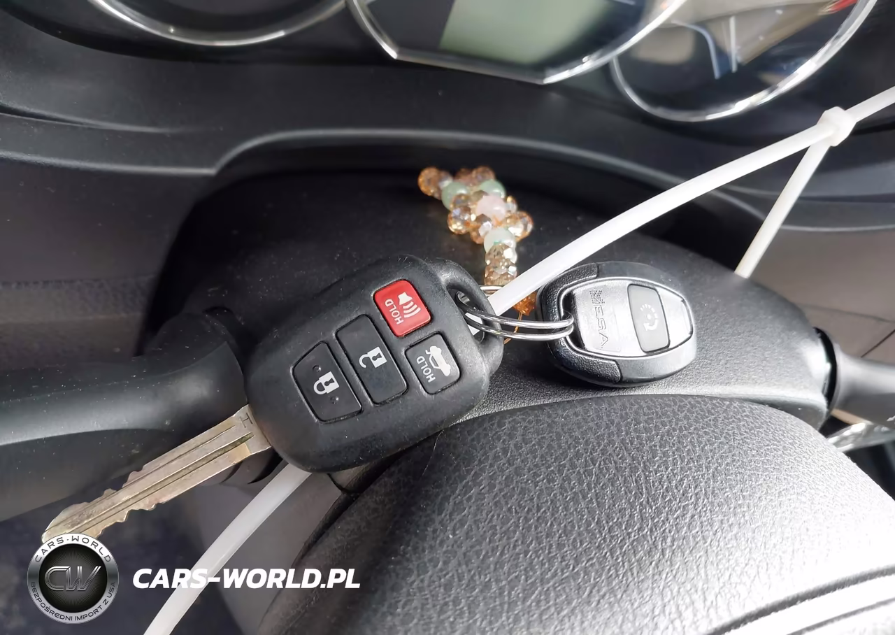 2016 Toyota Corolla Le VIN:2T1BURHE1GC523917 - 11