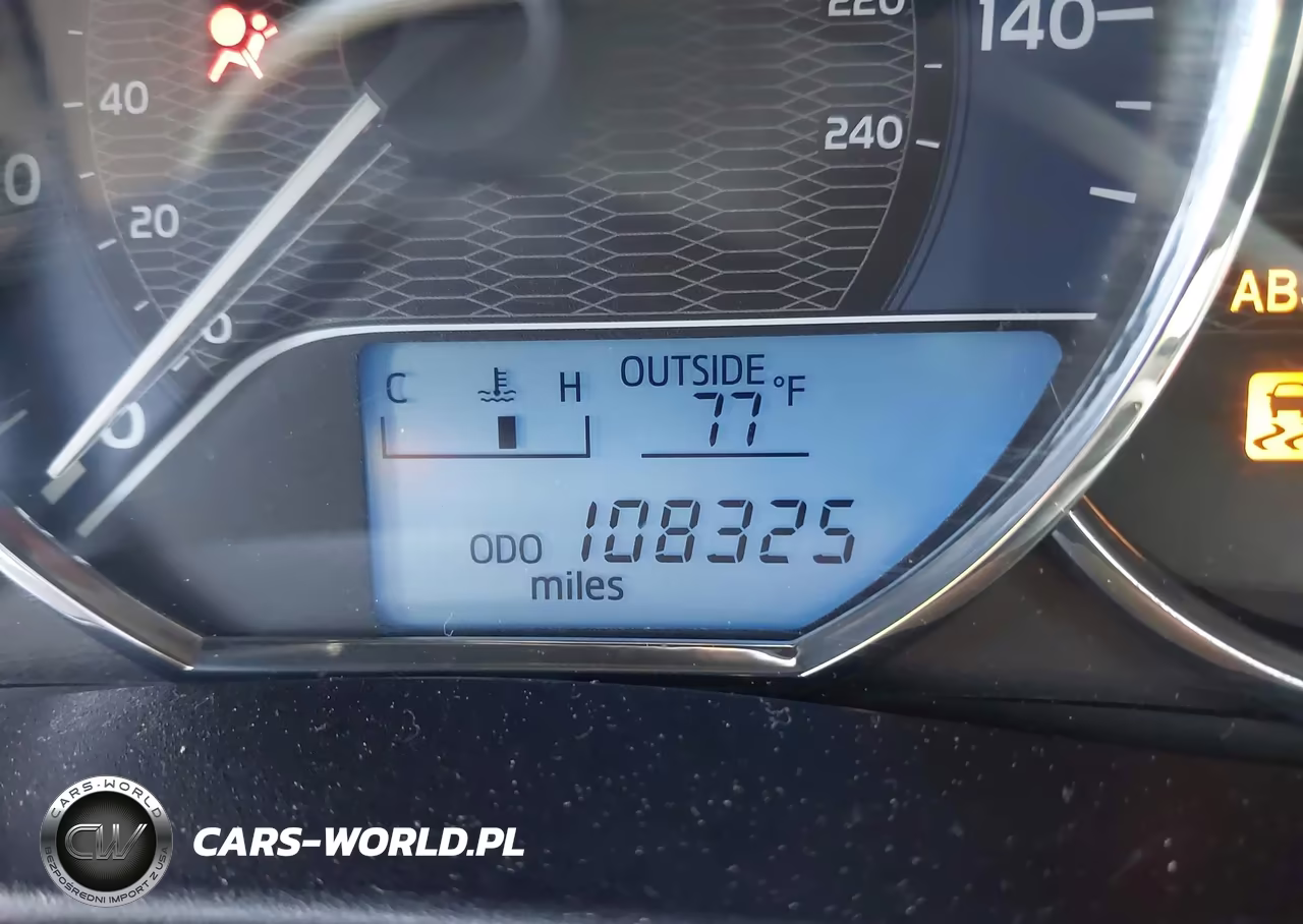 2016 Toyota Corolla Le VIN:2T1BURHE1GC523917 - 16