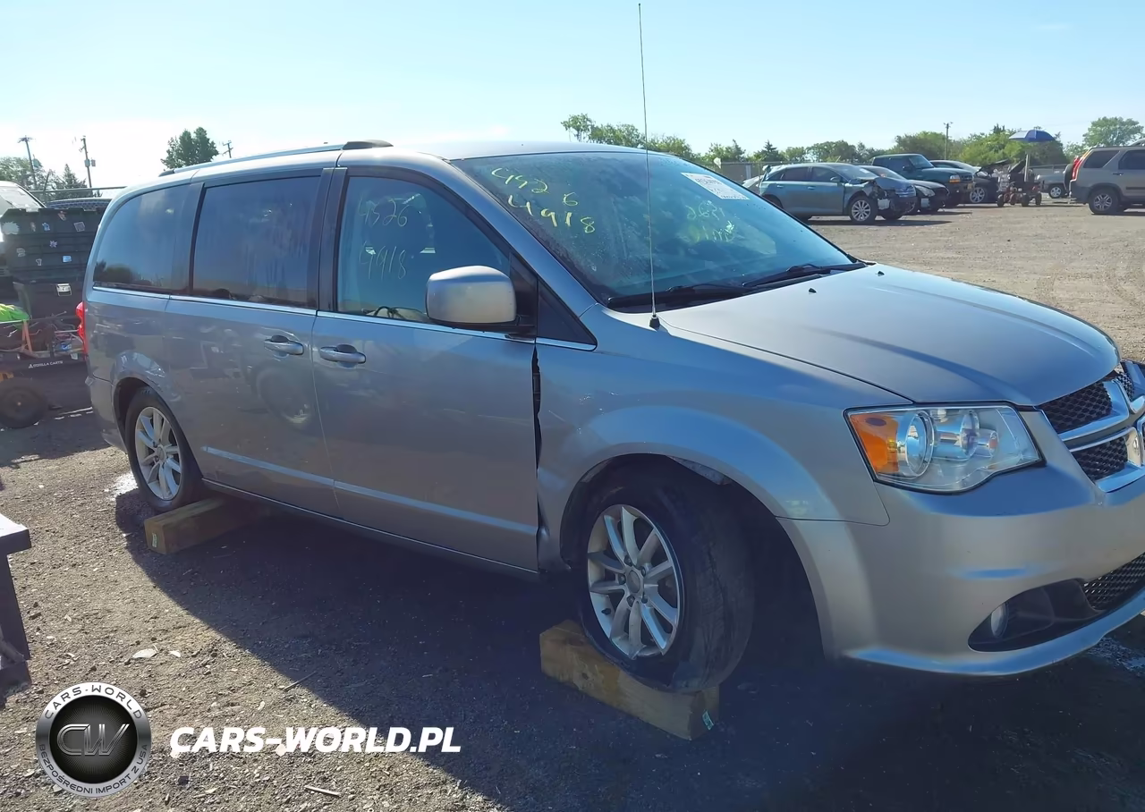 2018 Dodge Grand Caravan Sxt VIN:2C4RDGCGXJR342625 - 18