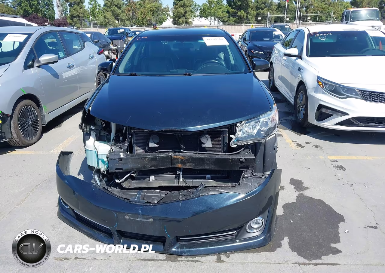 2013 Toyota Camry Se VIN:4T1BF1FK0DU640581 - 13