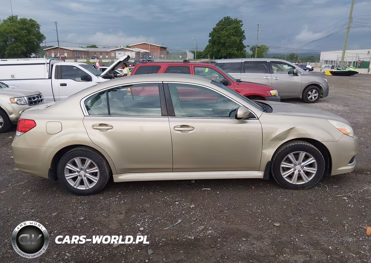 2010 Subaru Legacy 2.5I Premium VIN:4S3BMBC6XA3222036 - 13