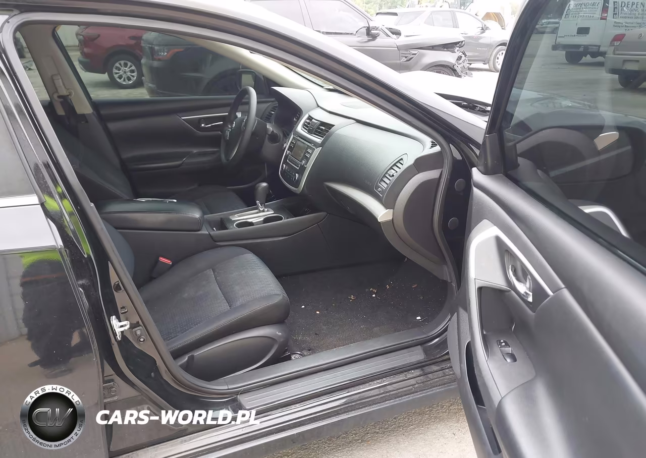 2016 Nissan Altima 2.5 S VIN:1N4AL3AP3GN321316 - 5