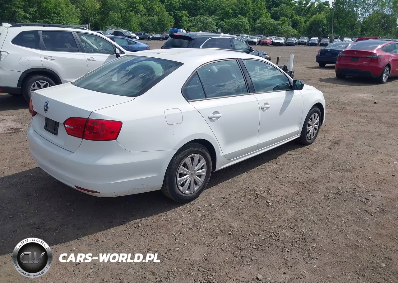2014 Volkswagen Jetta 2.0L S VIN:3VW1K7AJ4EM372716 - 4