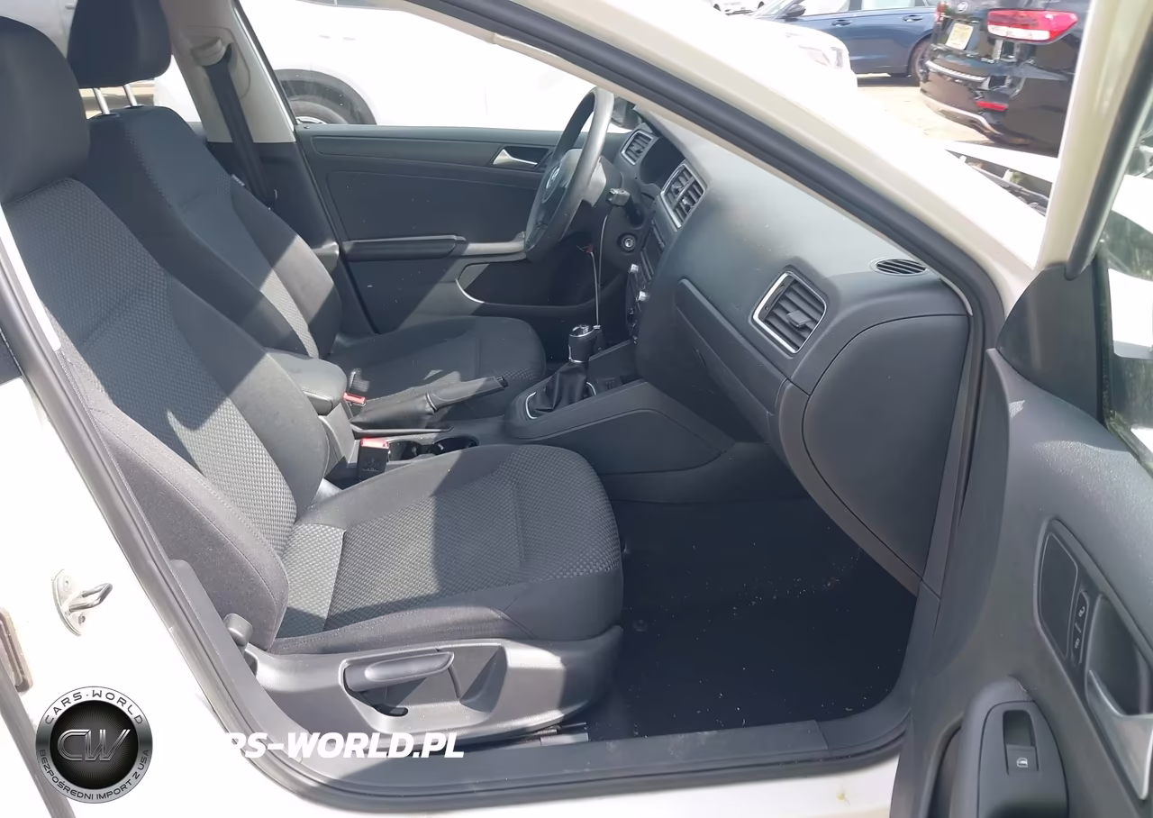 2014 Volkswagen Jetta 2.0L S VIN:3VW1K7AJ4EM372716 - 5
