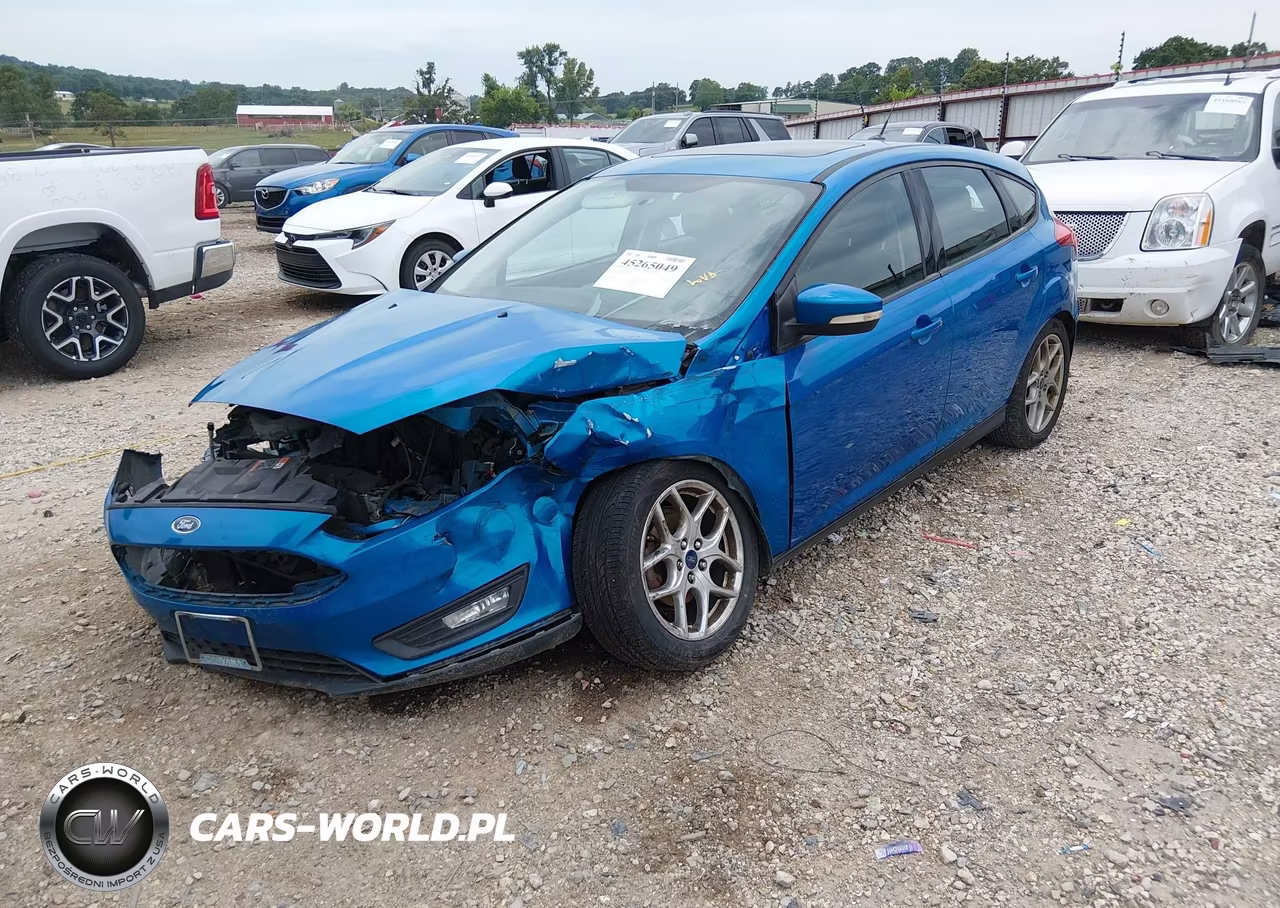 2015 Ford Focus Se VIN:1FADP3K2XFL327211 - 2