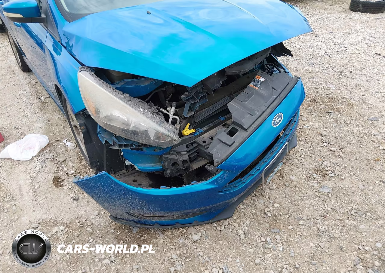 2015 Ford Focus Se VIN:1FADP3K2XFL327211 - 6