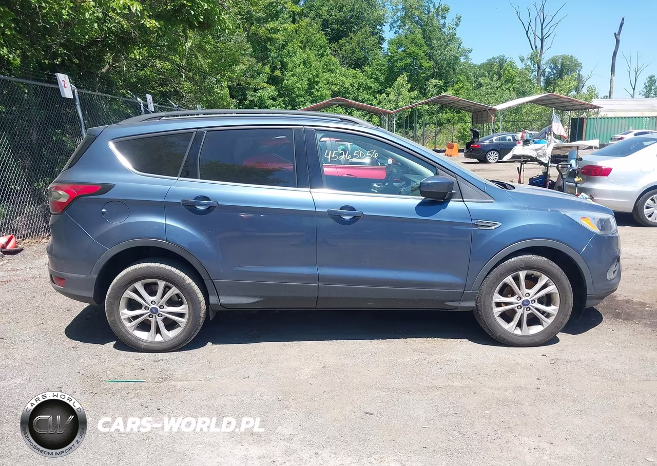 2018 Ford Escape Se VIN:1FMCU0GD1JUC62464 - 13