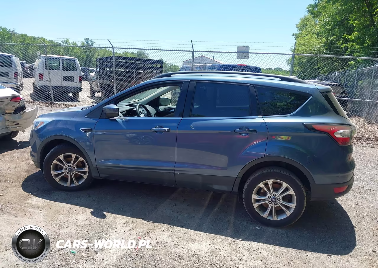2018 Ford Escape Se VIN:1FMCU0GD1JUC62464 - 14