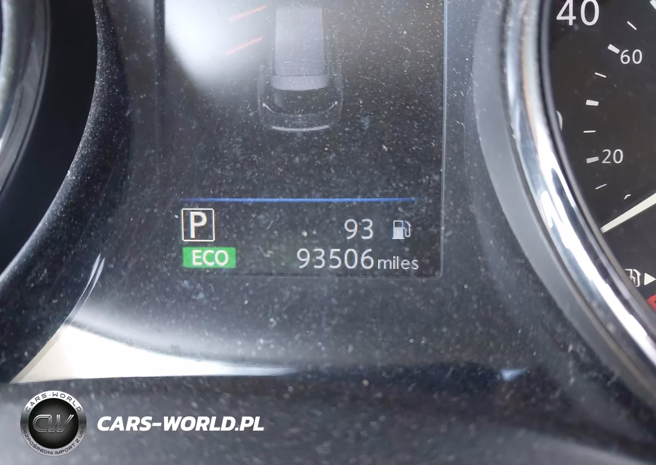 2018 Nissan Rogue S VIN:5N1AT2MV3JC850214 - 16