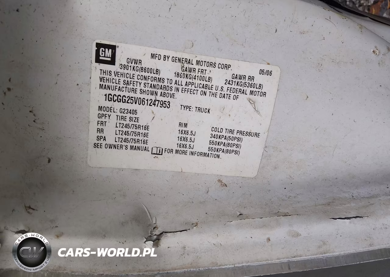2006 Chevrolet Express Work Van VIN:1GCGG25V061247953 - 9