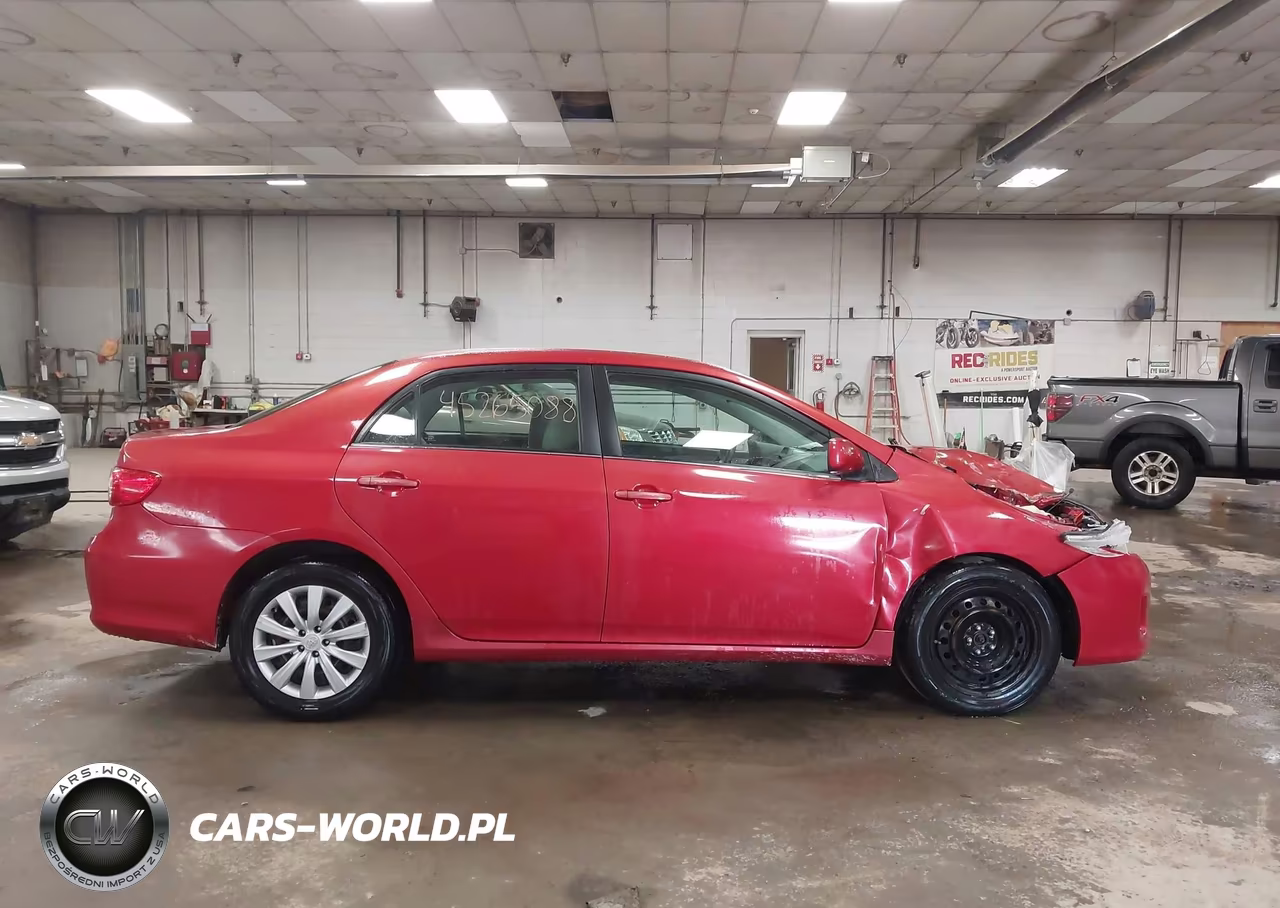 2013 Toyota Corolla Le VIN:2T1BU4EE6DC925659 - 13