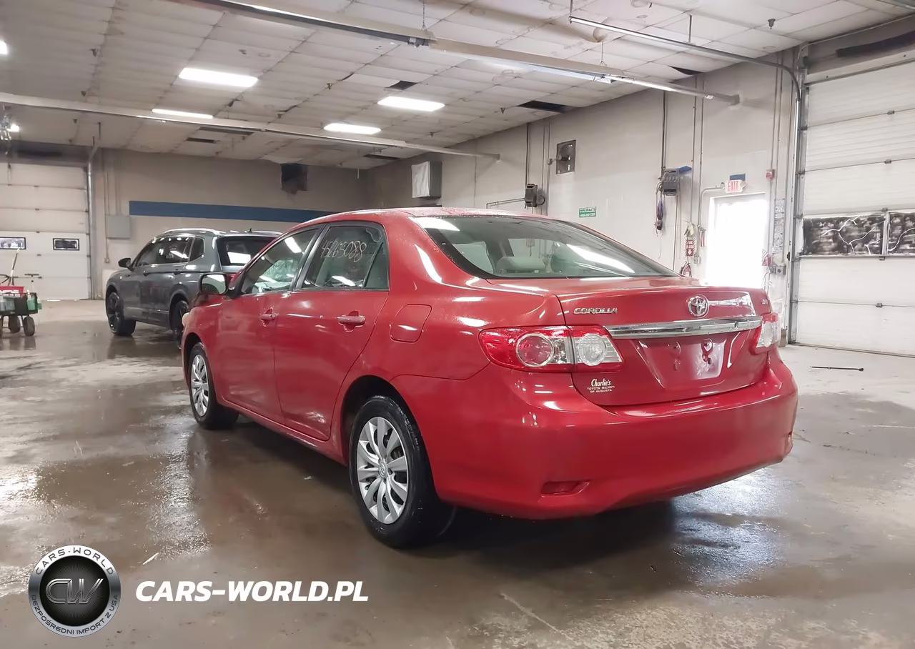 2013 Toyota Corolla Le VIN:2T1BU4EE6DC925659 - 3