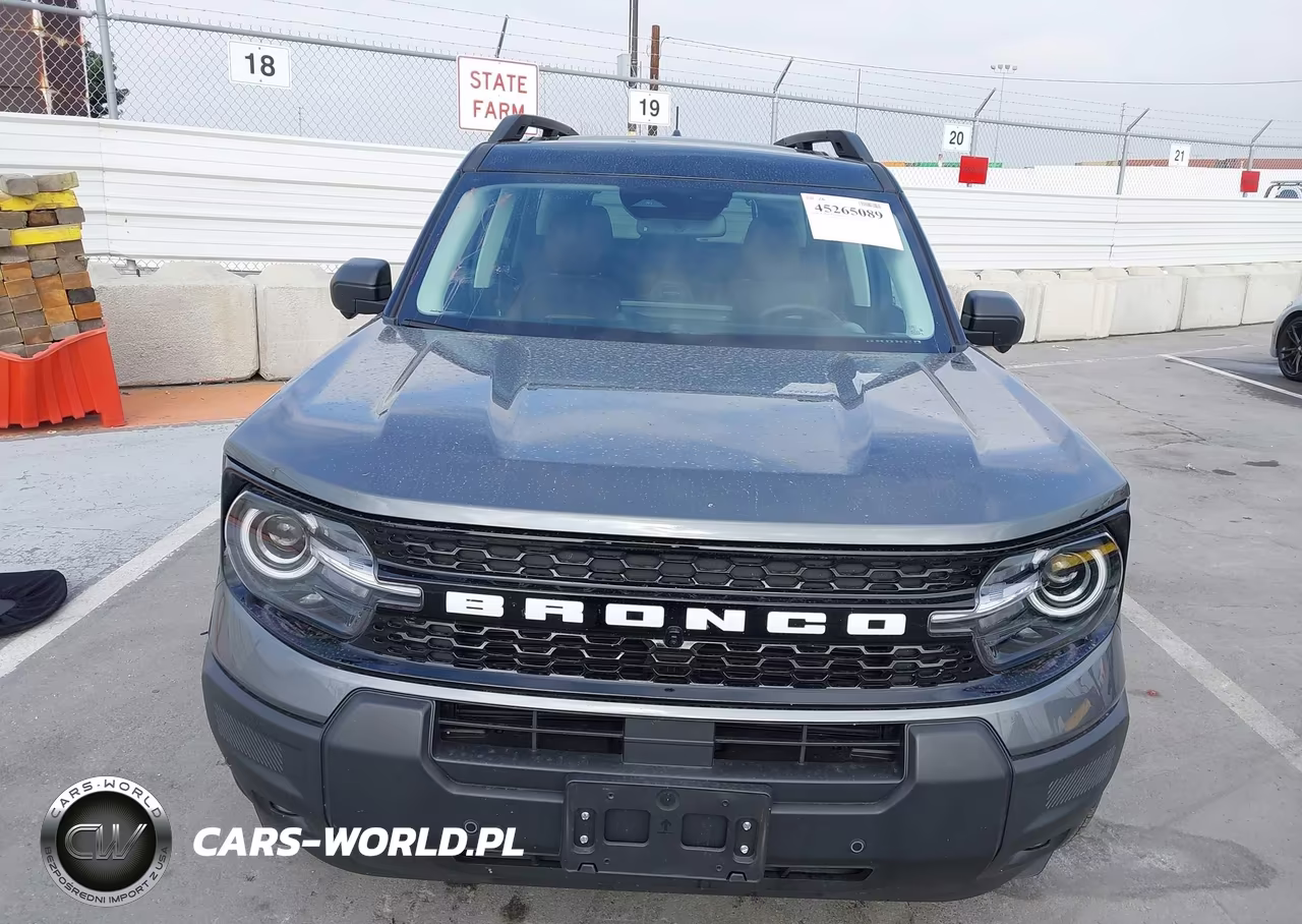 2025 Ford Bronco Sport Outer Banks VIN:3FMCR9CN9SRF09632 - 12