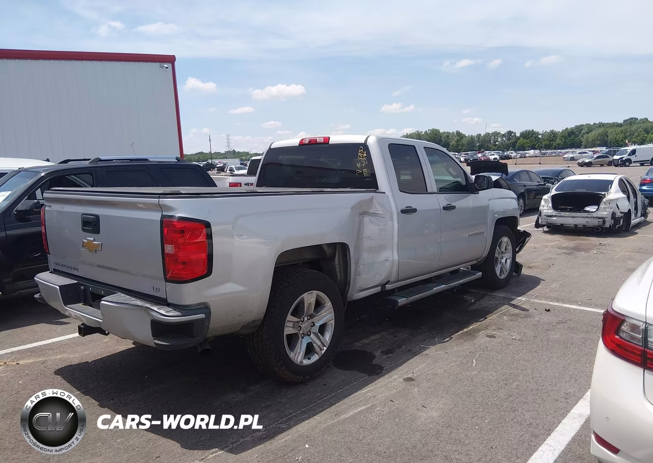 2019 Chevrolet Silverado 1500 Ld Silverado Custom VIN:2GCRCMEC7K1177273 - 4