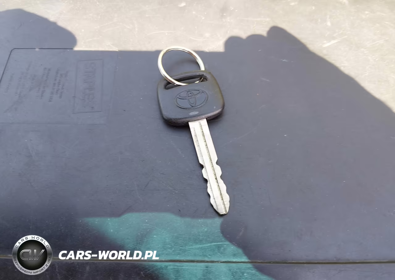 1998 Toyota Sienna Le VIN:4T3ZF13C8WU066088 - 11