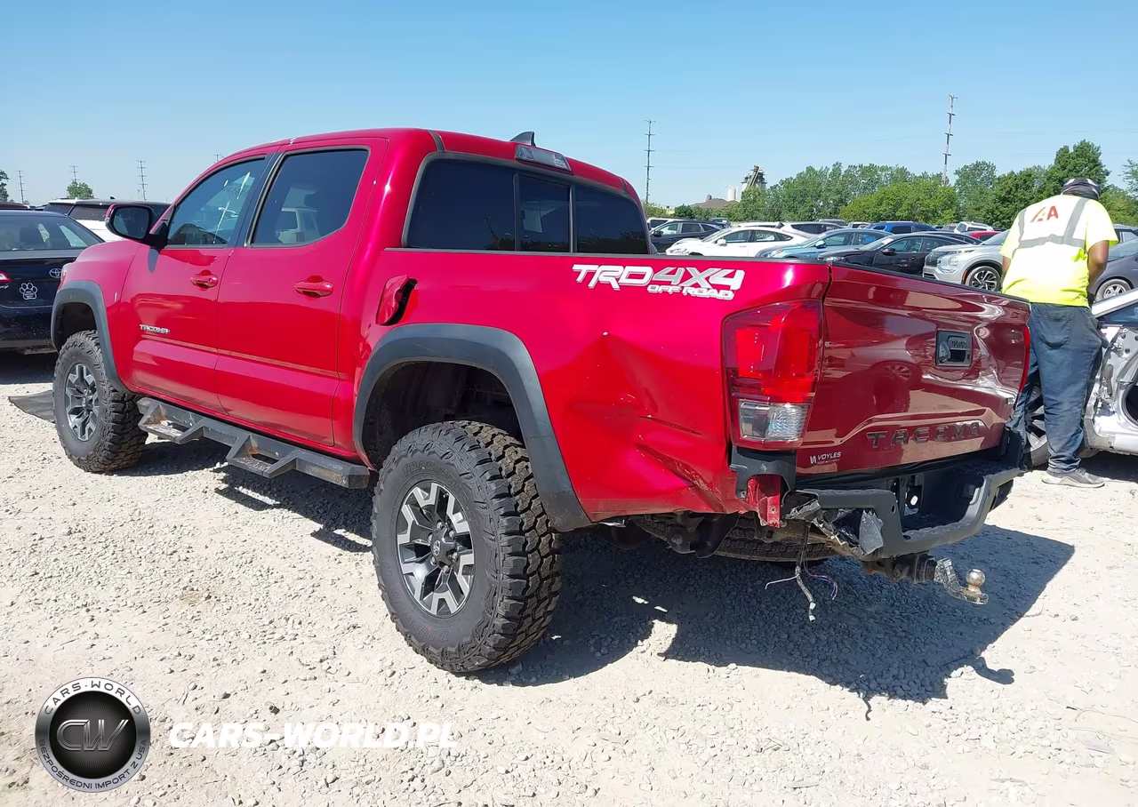 2016 Toyota Tacoma Trd Off Road VIN:5TFCZ5AN9GX044512 - 3