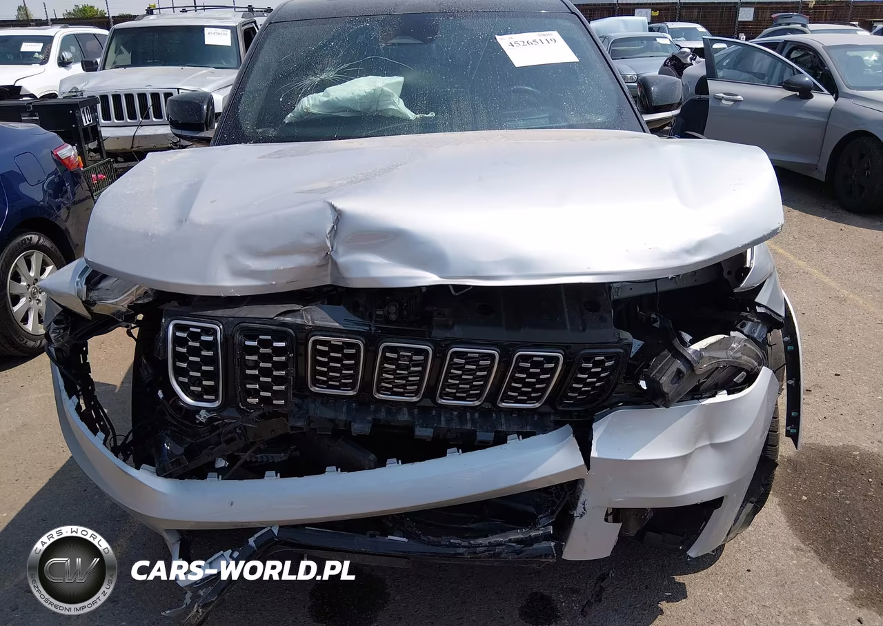2023 Jeep Grand Cherokee L Summit 4X4 VIN:1C4RJKET9P8807728 - 6