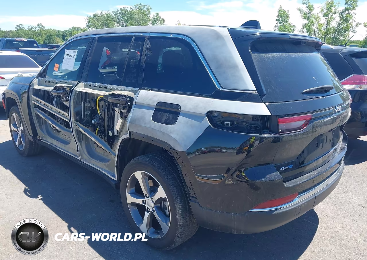 2024 Jeep Grand Cherokee 4Xe VIN:1C4RJYB63RC114168 - 3