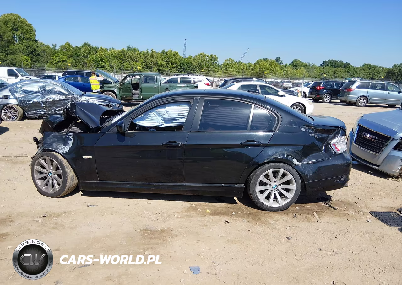 2011 BMW 328I VIN:WBAPH7C52BA802194 - 14