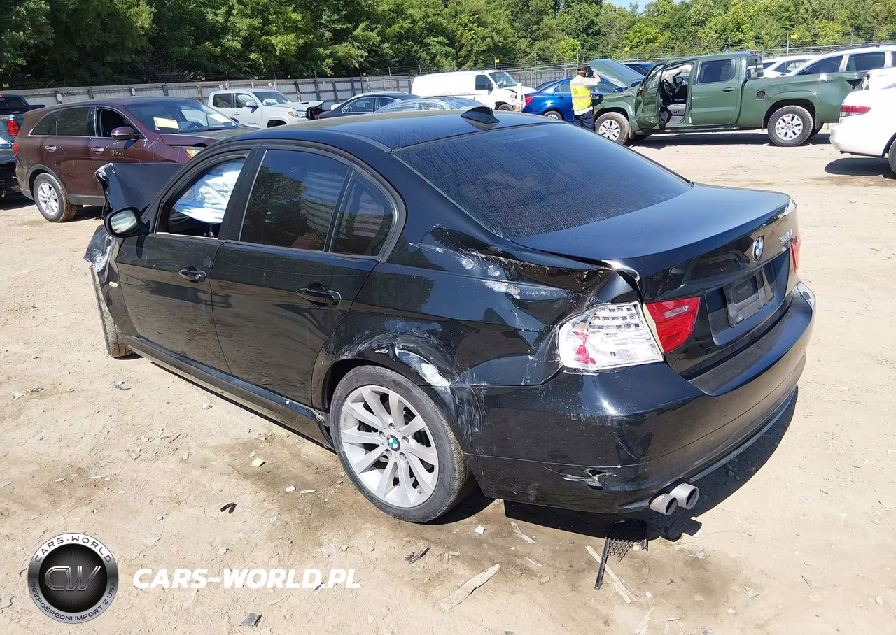 2011 BMW 328I VIN:WBAPH7C52BA802194 - 3