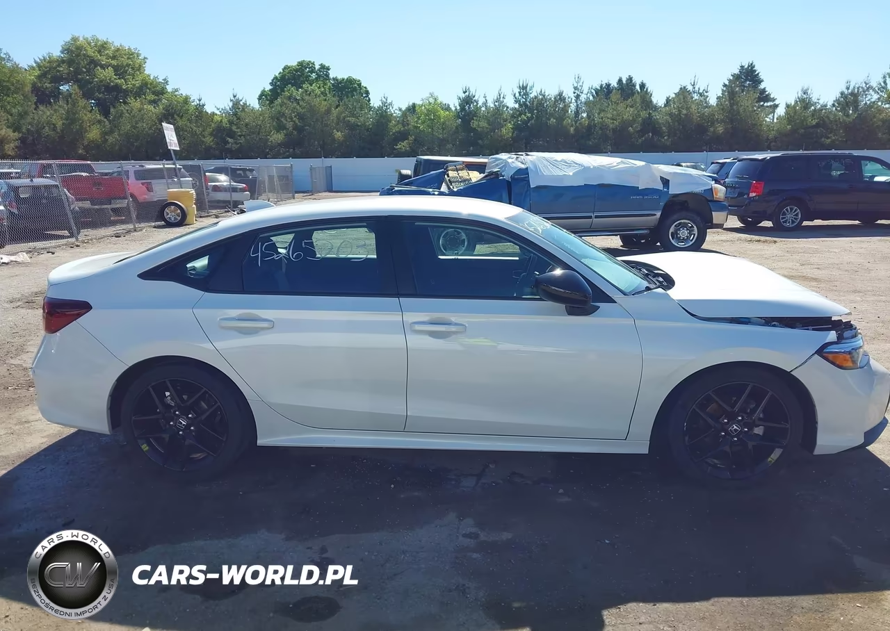 2025 Honda Civic Sport VIN:2HGFE2F50SH526087 - 13