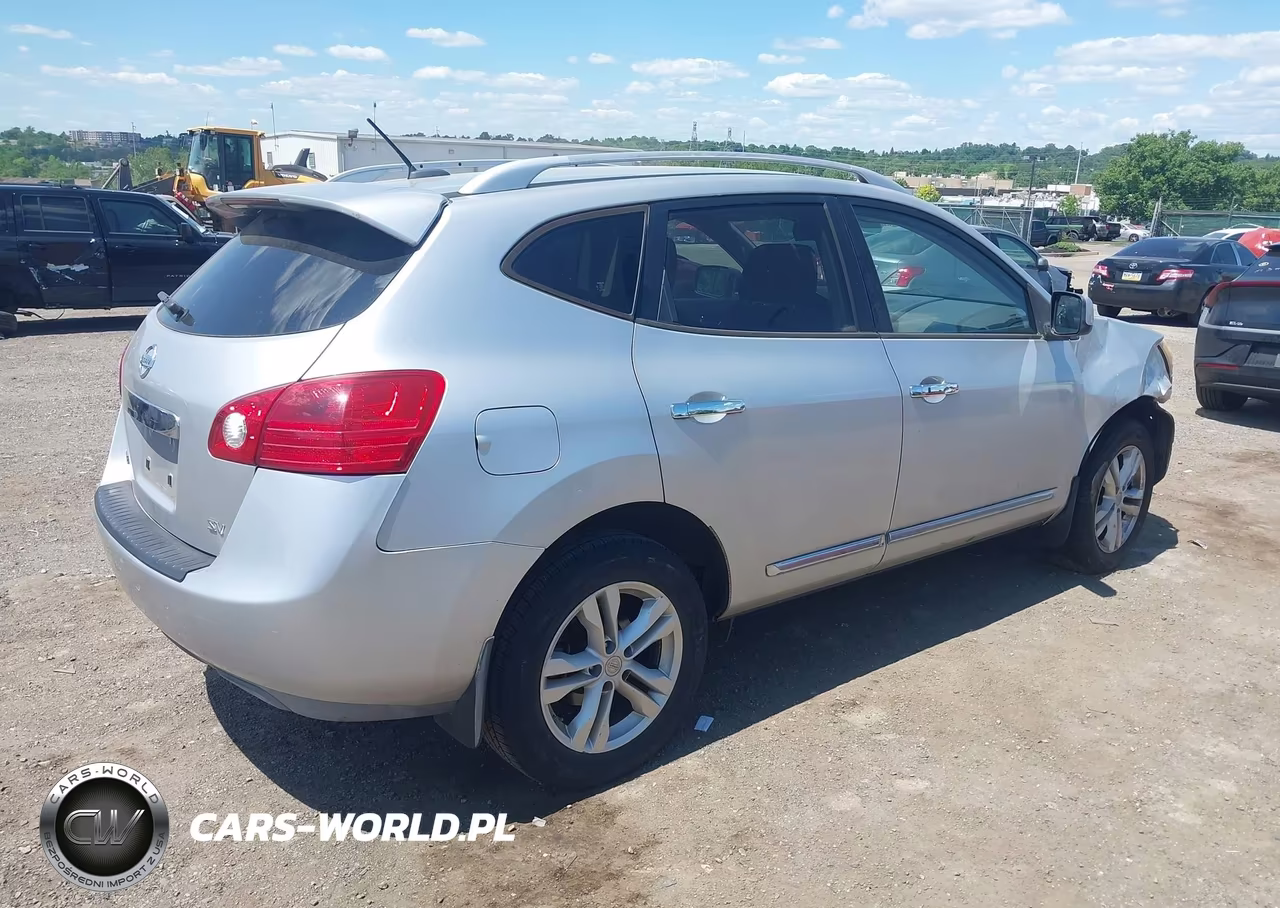 2013 Nissan Rogue Sv VIN:JN8AS5MT7DW508716 - 4