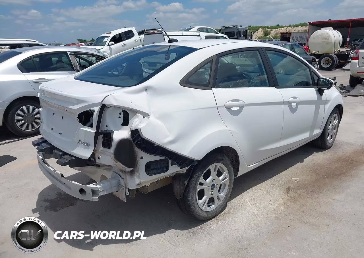 2016 Ford Fiesta Se VIN:3FADP4BJ8GM186006 - 4