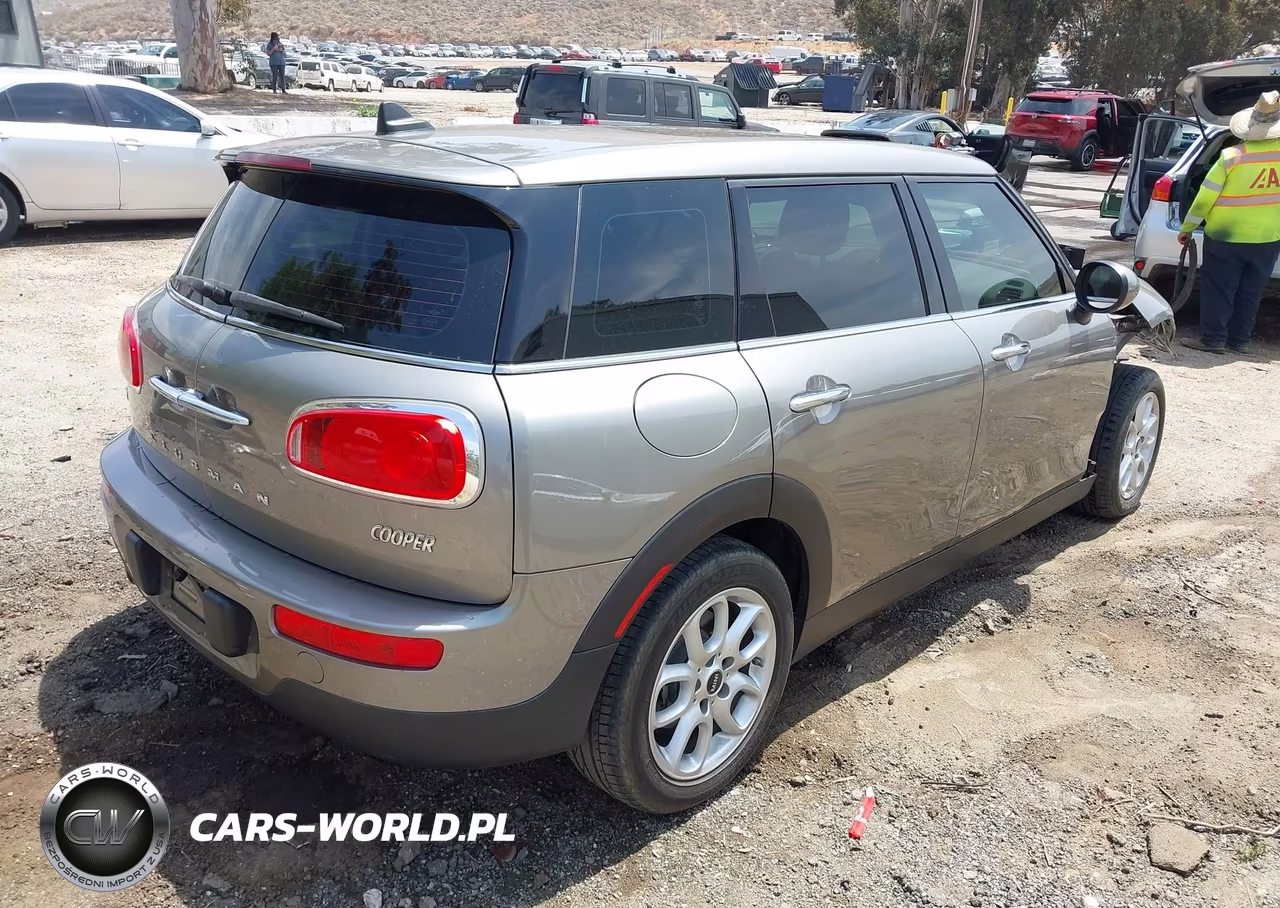 2017 Mini Clubman Cooper VIN:WMWLN5C30H2E33772 - 4