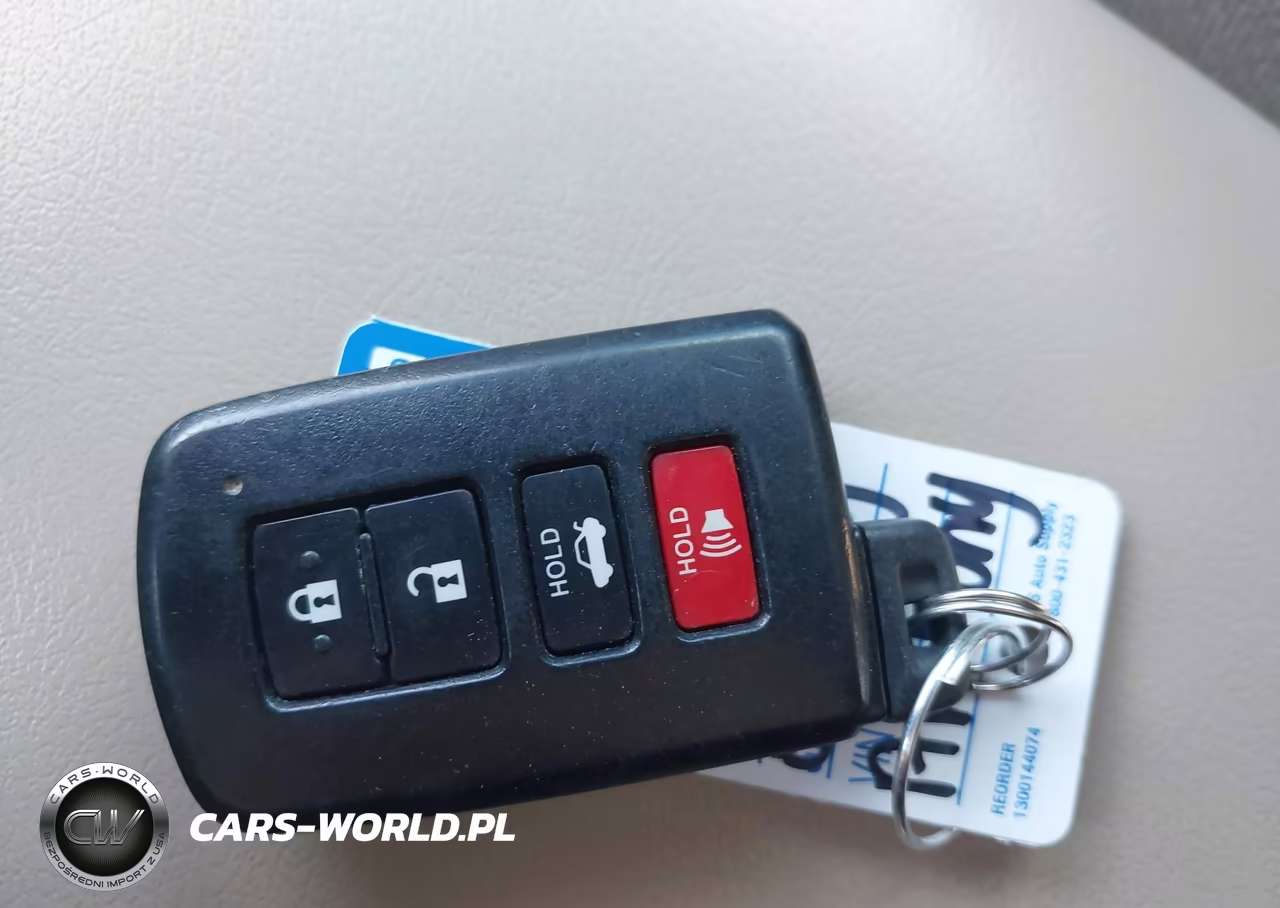2013 Toyota Camry Hybrid Le VIN:4T1BD1FK1DU095268 - 11