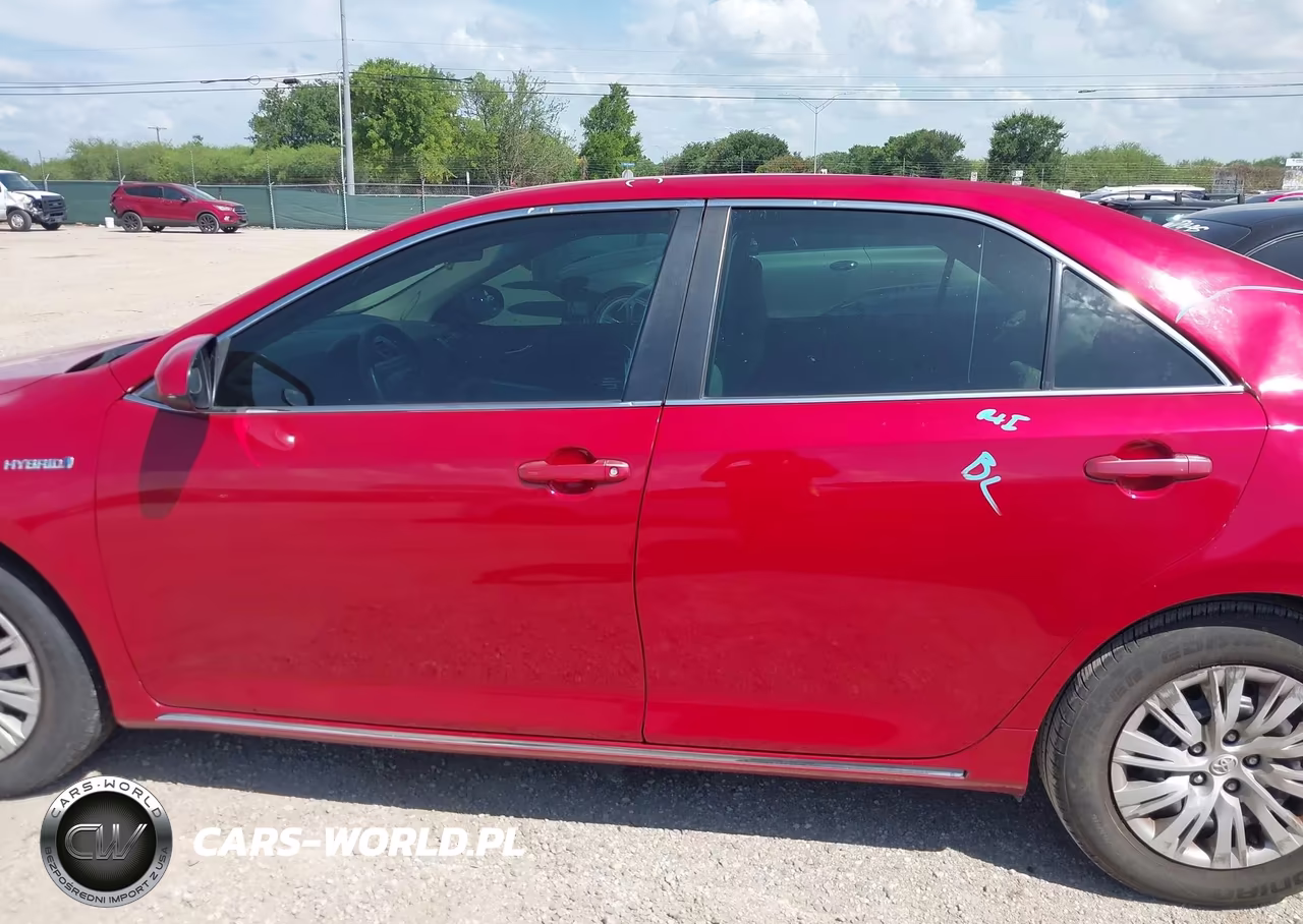 2013 Toyota Camry Hybrid Le VIN:4T1BD1FK1DU095268 - 14