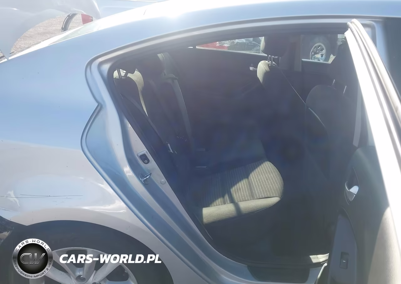 2017 Kia Forte Lx VIN:3KPFL4A74HE122478 - 8