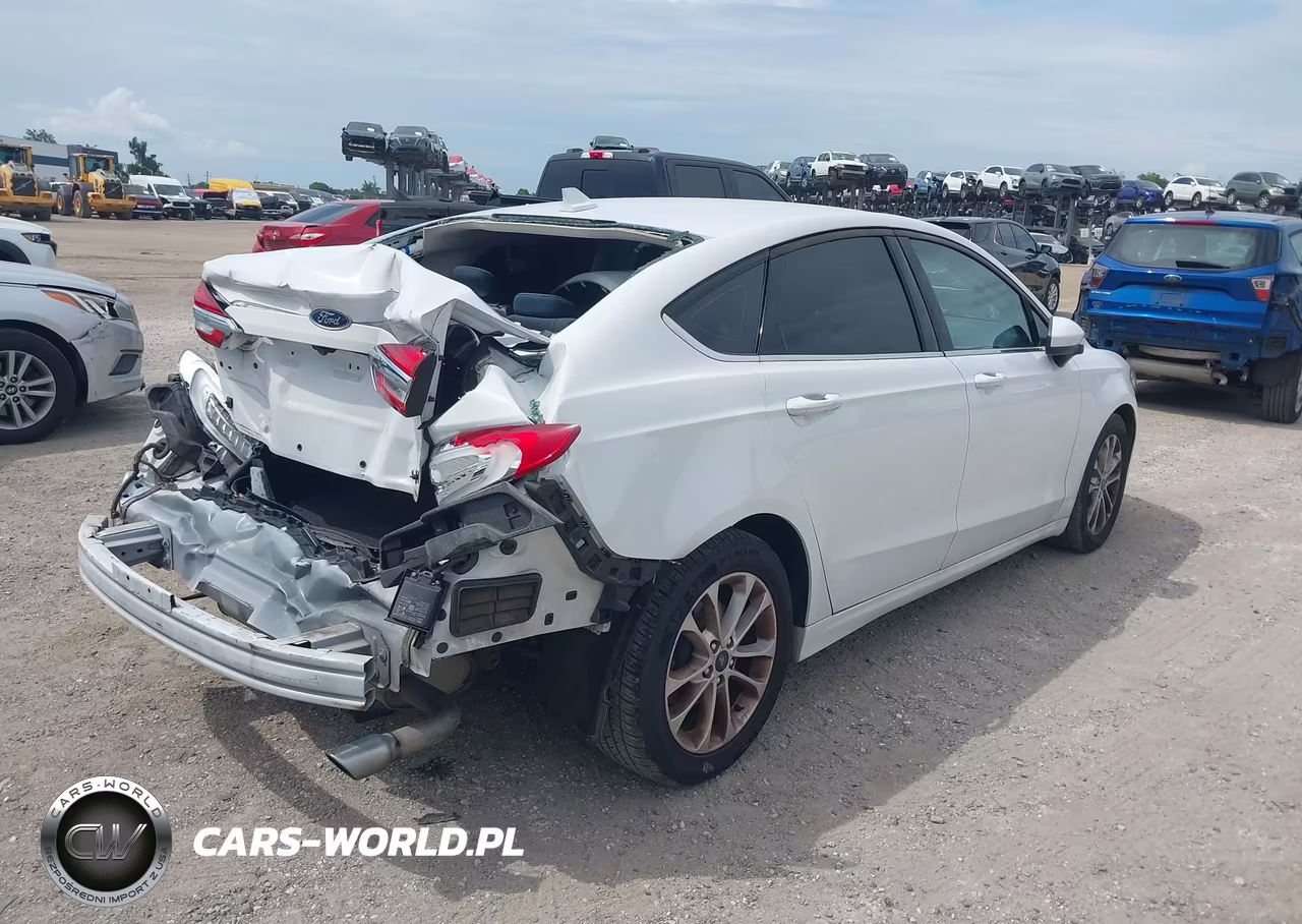 2020 Ford Fusion Se VIN:3FA6P0HD7LR238662 - 4