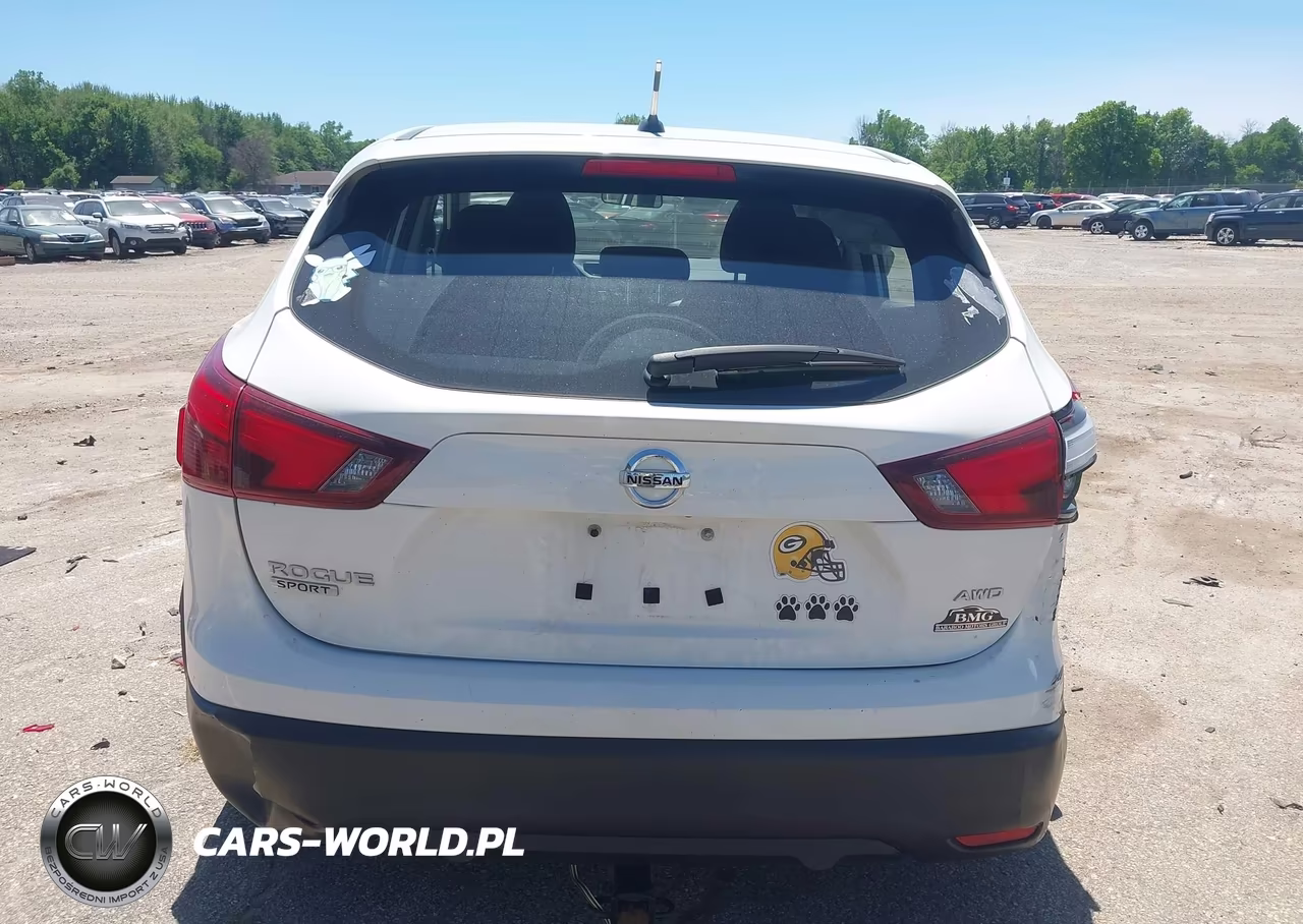 2019 Nissan Rogue Sport S VIN:JN1BJ1CR8KW317369 - 17