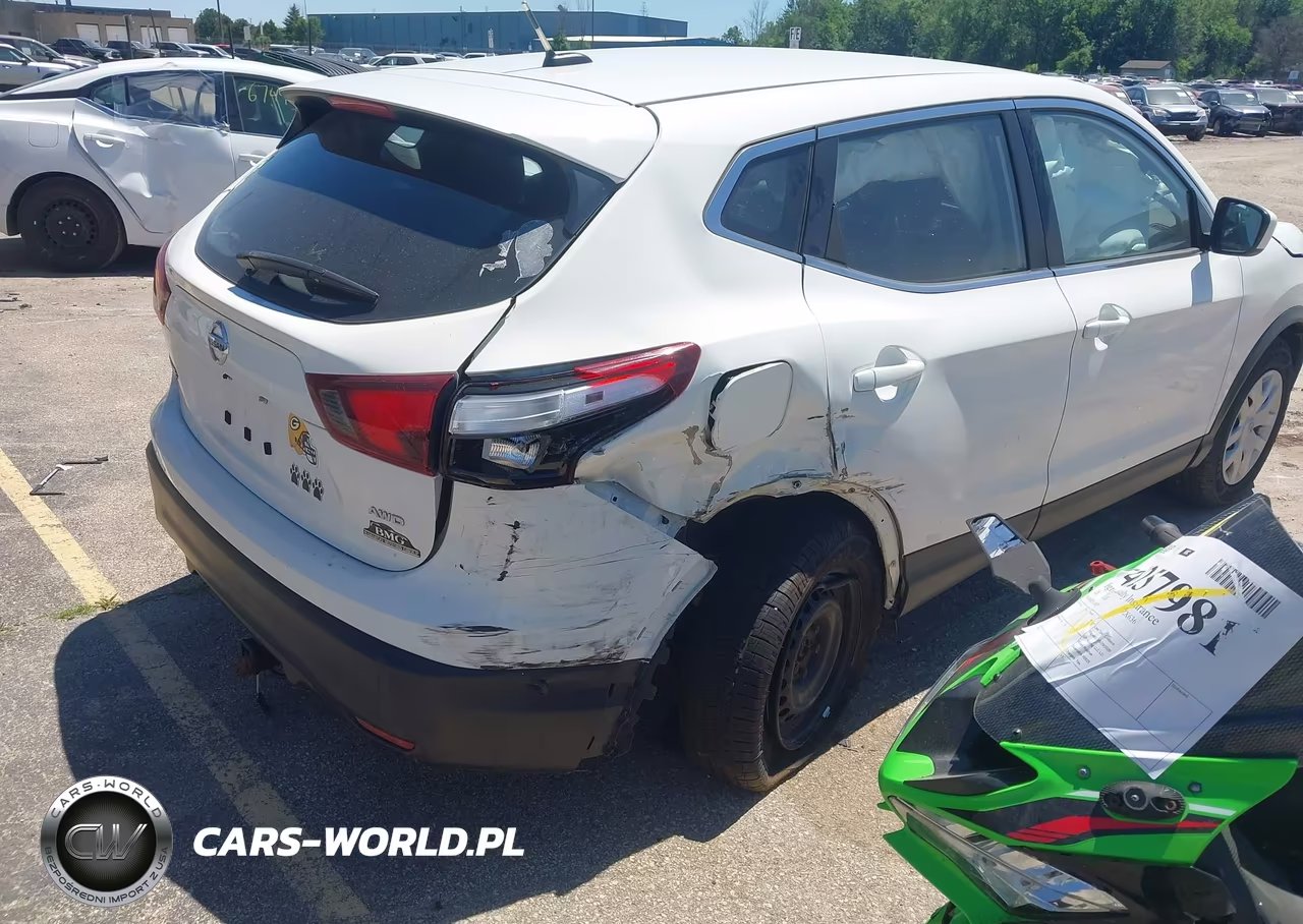 2019 Nissan Rogue Sport S VIN:JN1BJ1CR8KW317369 - 4