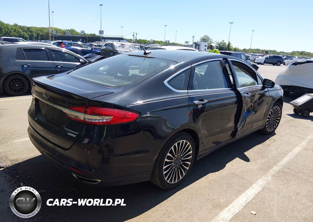 2017 Ford Fusion Titanium VIN:3FA6P0D92HR106904 - 4