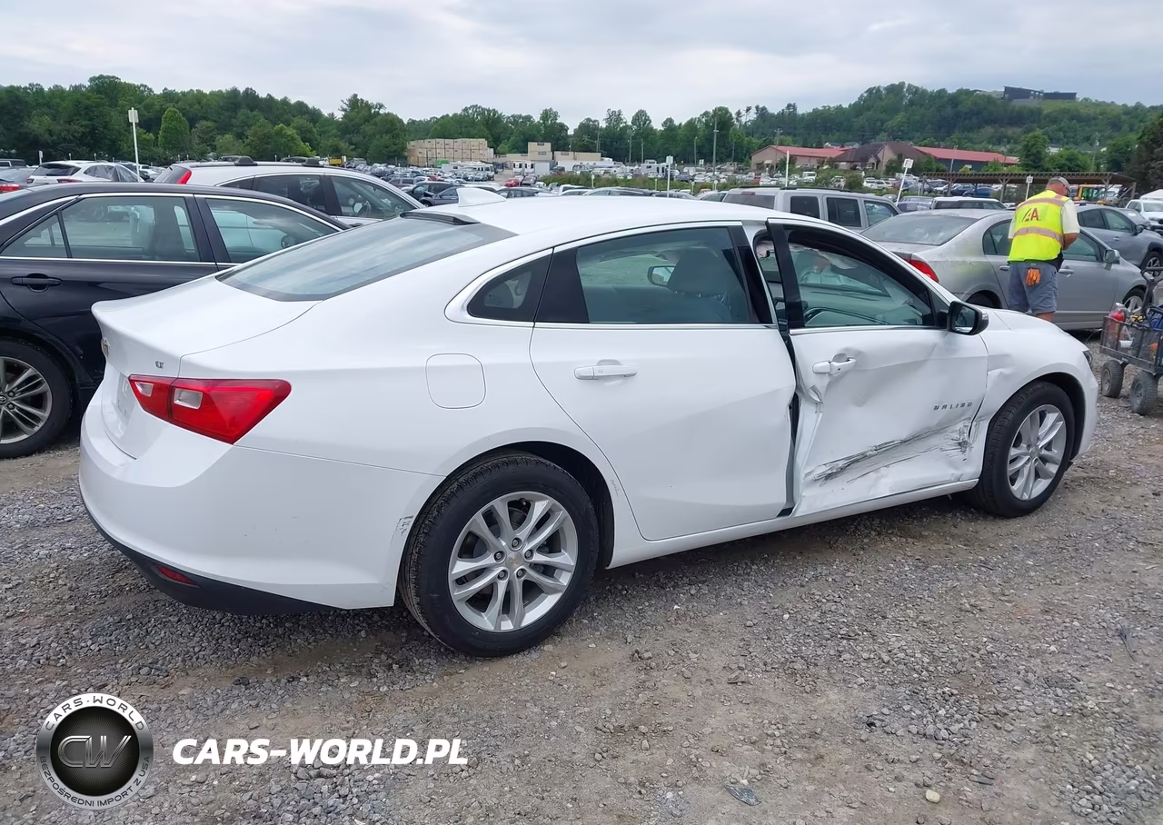 2016 Chevrolet Malibu 1Lt VIN:1G1ZE5ST5GF253702 - 4