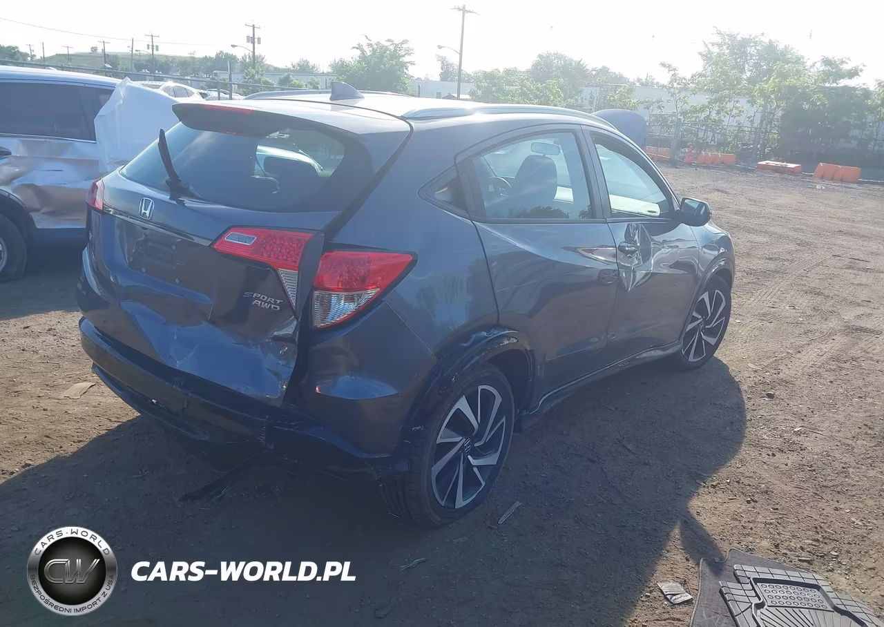 2019 Honda Hr-V Sport VIN:3CZRU6H11KG723604 - 4