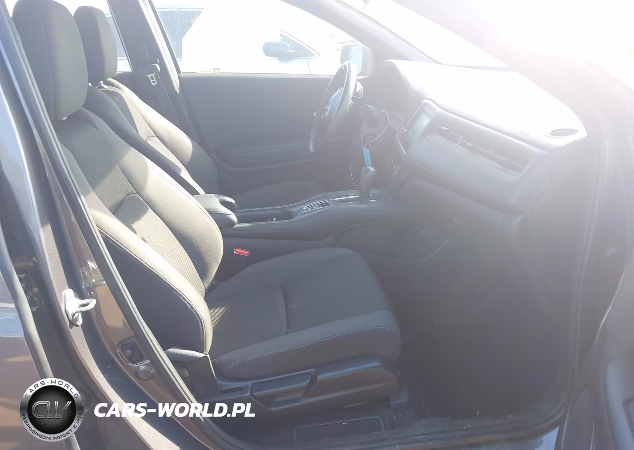 2019 Honda Hr-V Sport VIN:3CZRU6H11KG723604 - 5