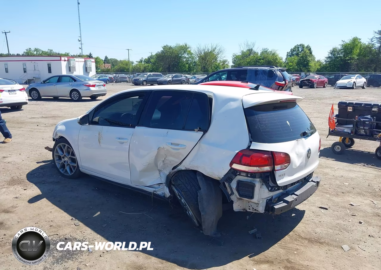 2013 Volkswagen Gti Drivers Edition VIN:WVWGD7AJ5DW137215 - 3