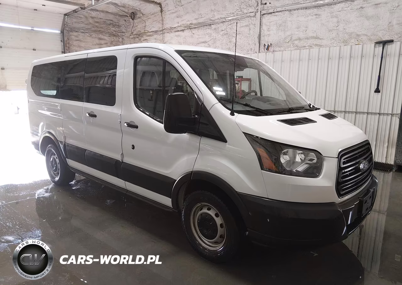 2018 Ford Transit-150 Xl