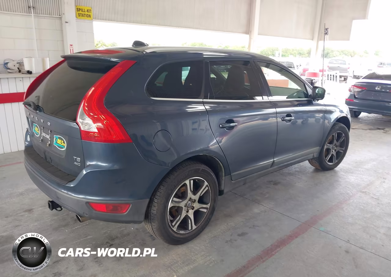 2011 Volvo Xc60 T6-T6 R-Design VIN:YV4902DZ8B2216792 - 4