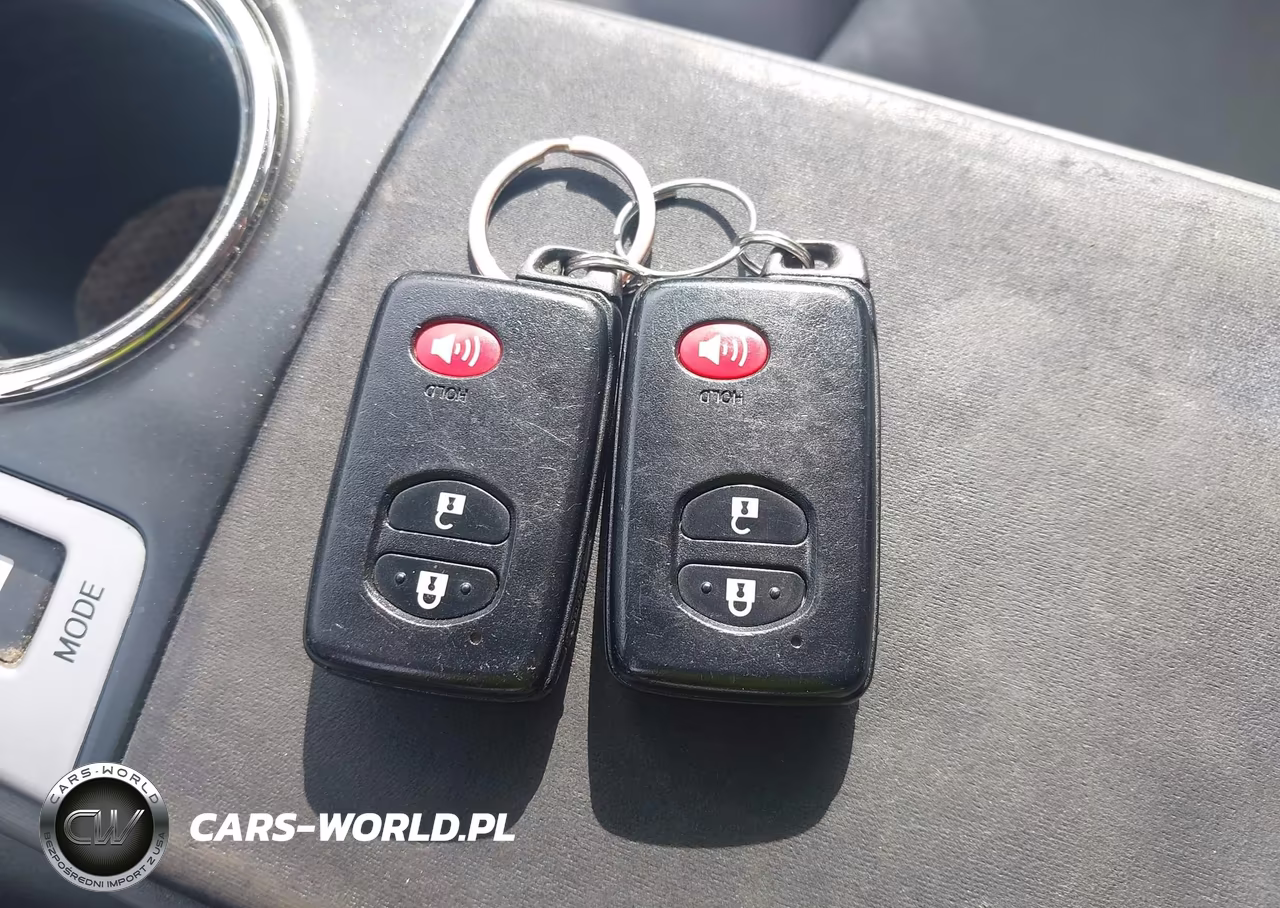 2012 Toyota Prius V Five VIN:JTDZN3EU1C3045649 - 11
