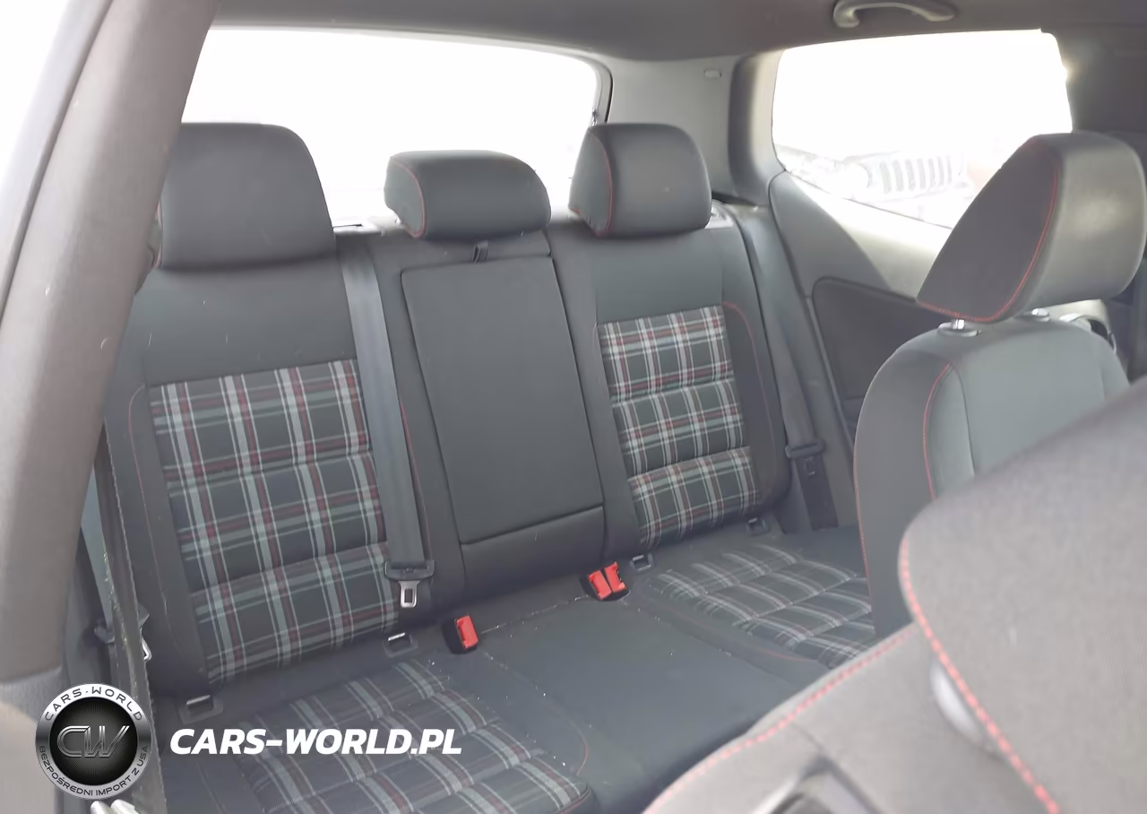 2011 Volkswagen Gti 2-Door VIN:WVWFV7AJXBW179014 - 8