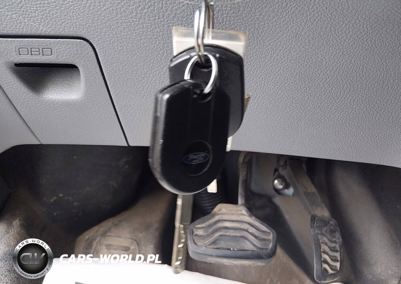 2019 Ford Transit-250 VIN:1FTYR1ZM3KKA42531 - 11