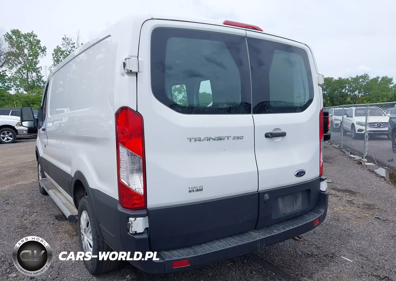 2019 Ford Transit-250 VIN:1FTYR1ZM3KKA42531 - 3