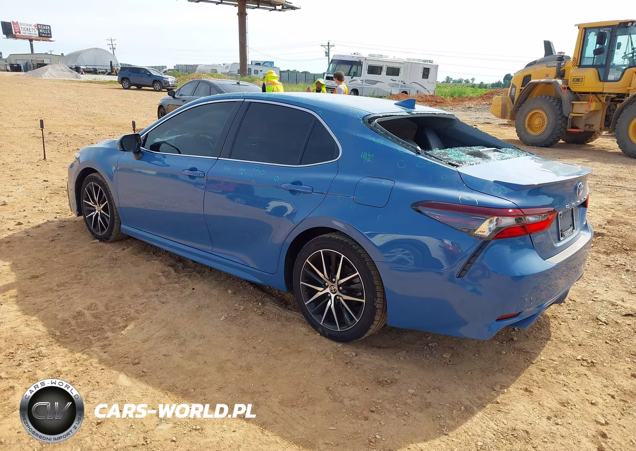 2024 Toyota Camry Se VIN:4T1T11AK1RU259758 - 3
