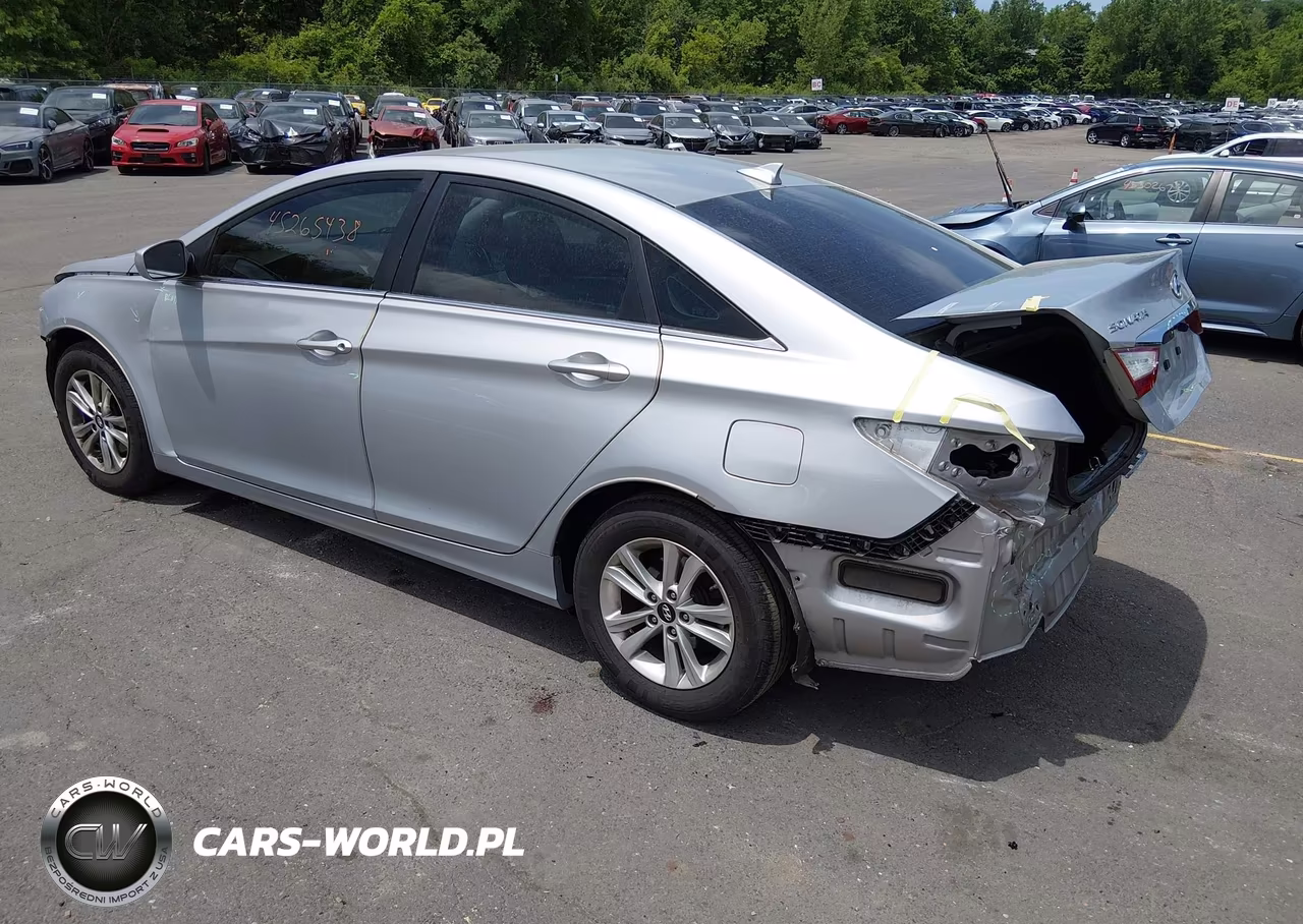 2013 Hyundai Sonata Gls VIN:5NPEB4AC6DH768252 - 3