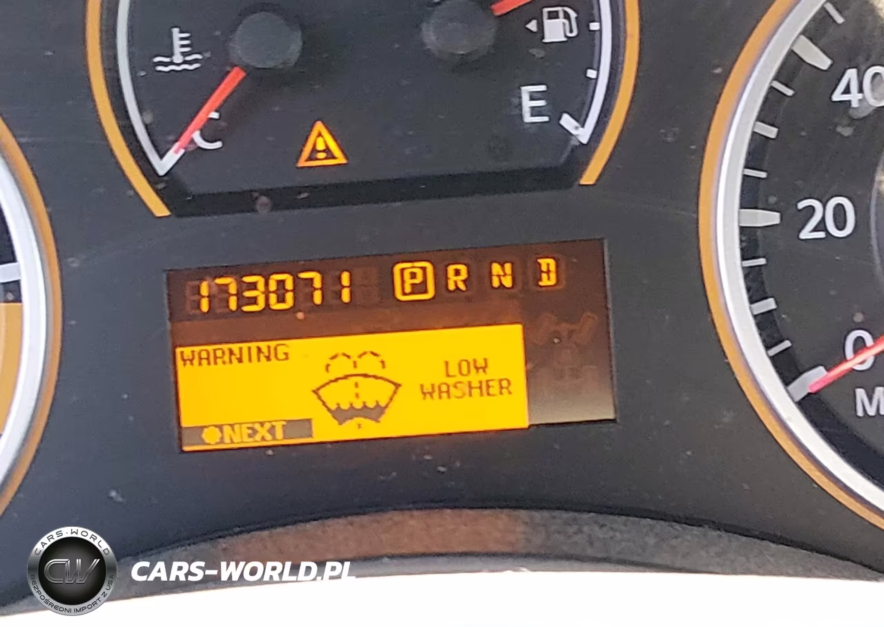 2015 Nissan Armada Sv VIN:5N1AA0ND3FN607661 - 16
