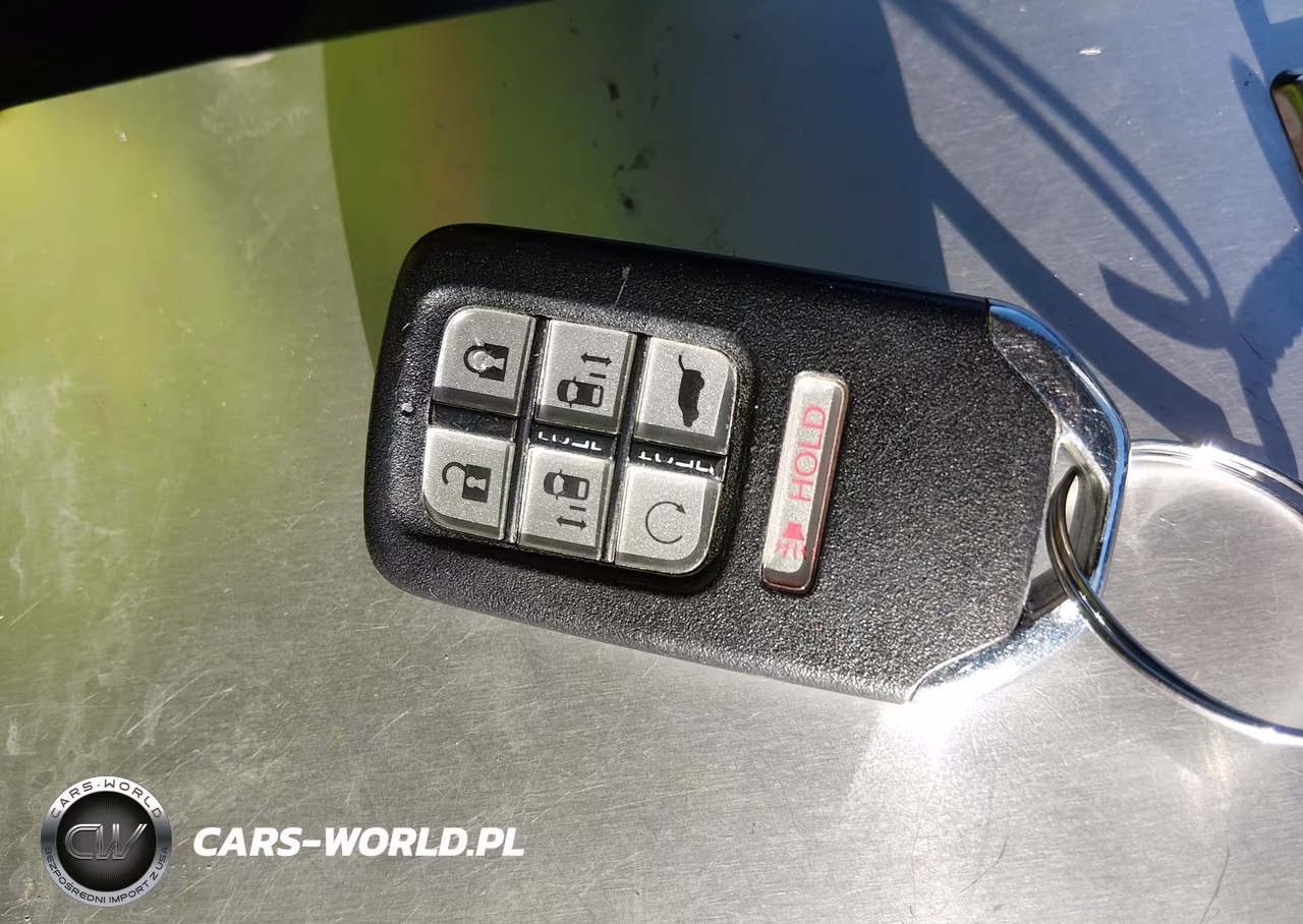 2024 Honda Odyssey Touring VIN:5FNRL6H84RB021105 - 11