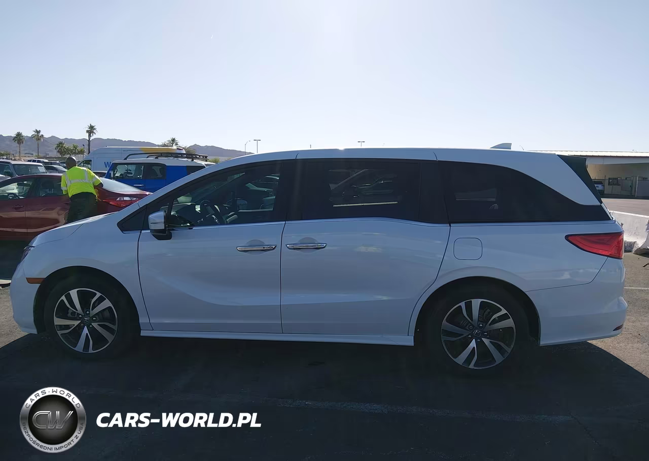 2024 Honda Odyssey Touring VIN:5FNRL6H84RB021105 - 14